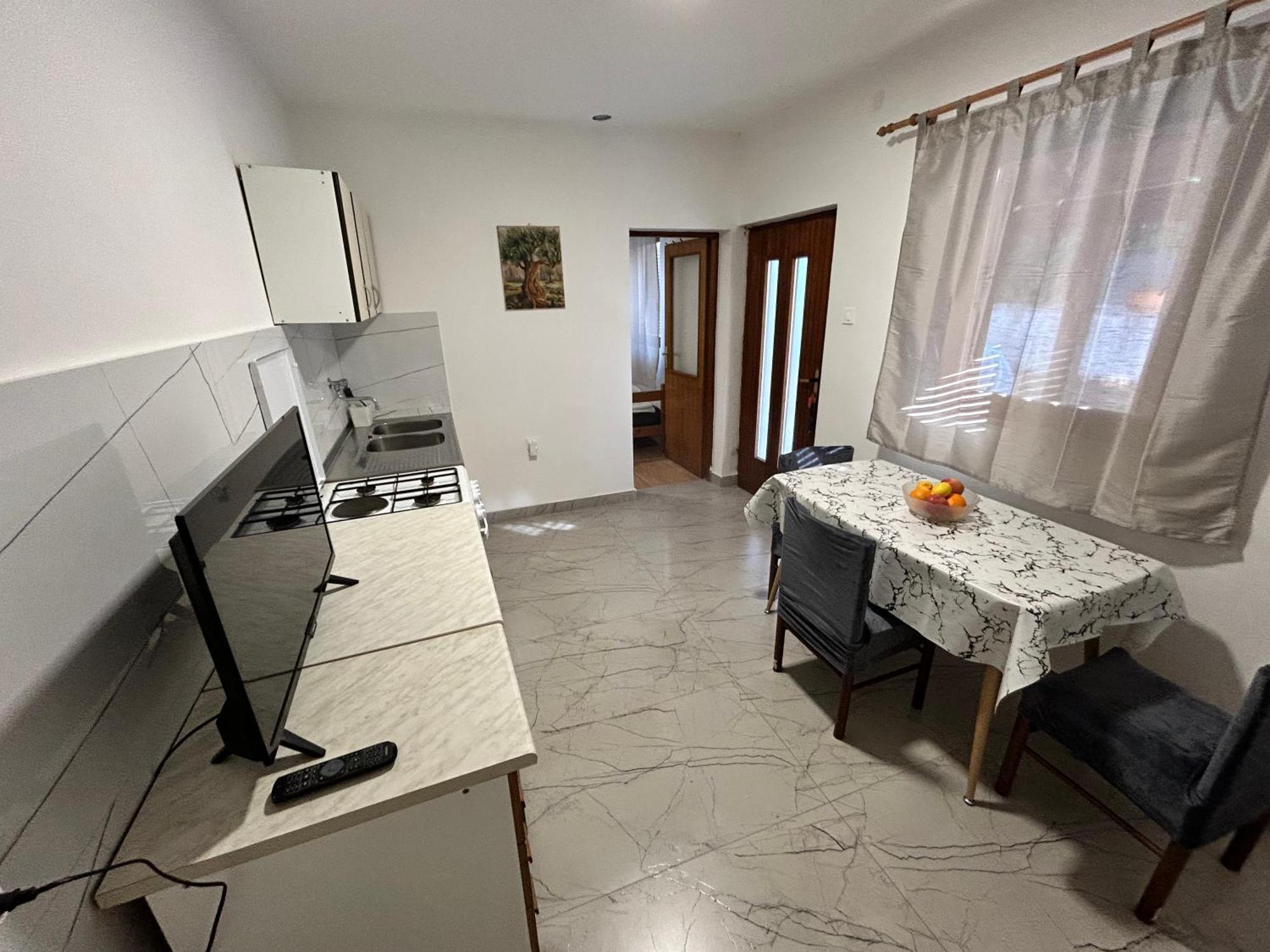 Apartments Branko Баньоле Екстер'єр фото